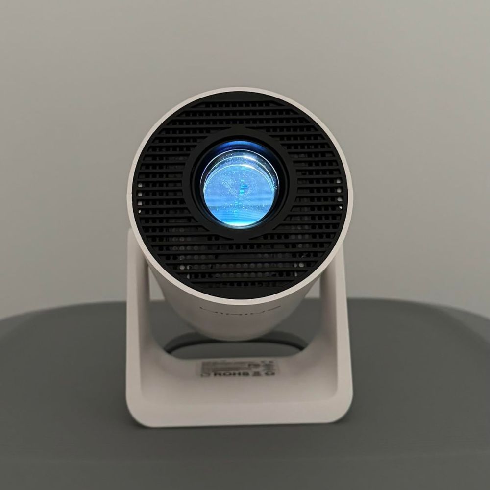 4K Ultra Portable Projector